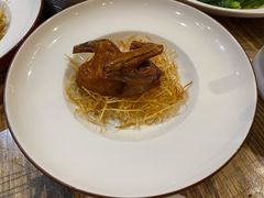 脆皮乳鸽-香山湖家家宴(中山陵店)