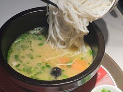 -妈妈故事米线(市府恒隆店)