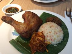 -关夫人餐厅(阳光广场店)