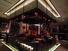 -广州万富希尔顿酒店·感趣自助餐厅·金秋蟹宴生蚝海鲜刺身