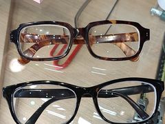 -棱石眼镜(CP静安店)
