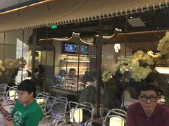 -左庭右院鲜牛肉火锅(浦江欢乐颂店)