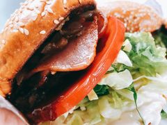 -The Habit Burger Grill 哈比特汉堡(世博店)