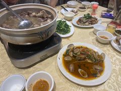 -老东风菜馆·羊肉火锅·海鲜·砂锅粥