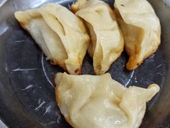 -黄阿姨锅贴大王(万航渡路店)