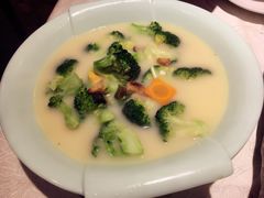 -尚一汤 广东炖汤(金桥国际店)