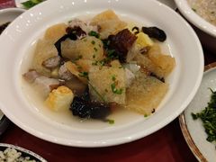 -侬佳蒸菜馆(听潮店)