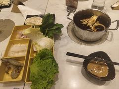 -呷哺呷哺 黄金牧场 (中发百旺店)