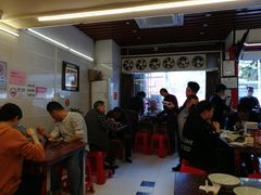大堂-猪脚洪隆江猪脚饭