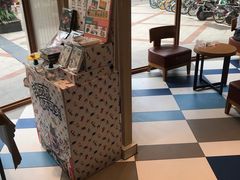 -85度C(生甜甜圈研究工坊·上海平凉店)