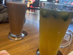 特惠热尊赏奶茶-必胜客(新中纬店)