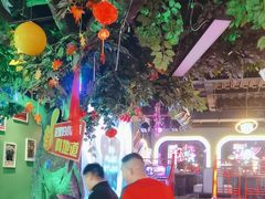 -路边边地标烧烤·川菜·小龙虾·音乐酒馆(良乡长虹店)