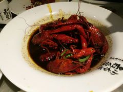 -龙巢盱眙龙虾·牛蛙·烧烤宵夜(八卦岭店)