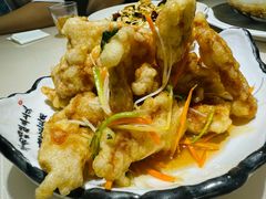 -老码头黑皮肘子锅包肉(赣水路店)