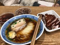-芳婆糕团店(王府大街店)