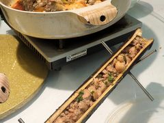 -刘姐啤酒鱼民族演艺餐厅(西街总店)