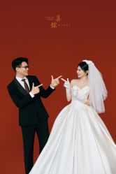 -花里花间摄影工作室