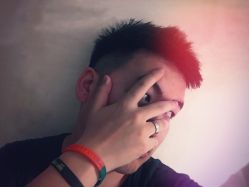 -AYO SALON