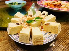 -塔哈尔·新疆盛宴(城西银泰店)