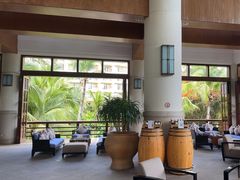 -亚龙湾喜来登·美景台大堂吧