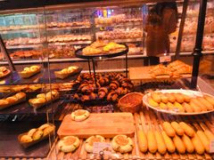 -巴黎贝甜(大宁国际商业广场店)
