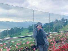 -昆明春城湖畔度假村