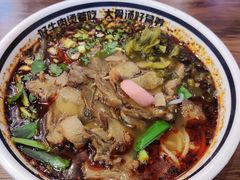 -霸舌生滚牛肉米粉(天生街道店)