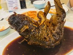 罾蹦鲤鱼-奥华餐厅·老张记(台基厂店)