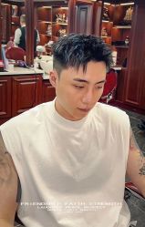 -绅仕門男士理发馆
