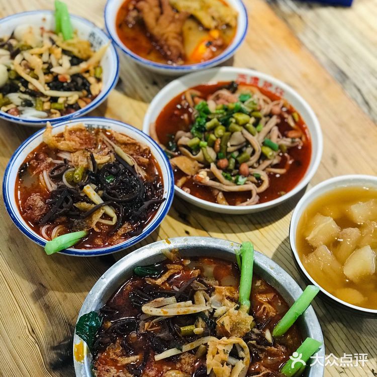 柳州攻略｜两天在柳州都吃螺蛳粉是什么体验？带你避雷～[调皮]