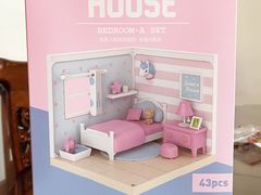 -泡泡玛特POPMART(上海环球港店)