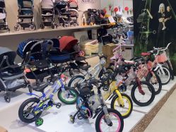 -孩子王童乐园(唐山万达广场店)