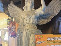 -暴风岛沉浸式体验馆(百联世纪店)
