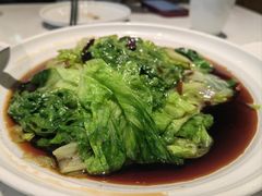 -峨嵋小镇·川菜(勒泰中心店)