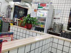 -八两八金·莱芜特色炒鸡(市南漳浦路店)