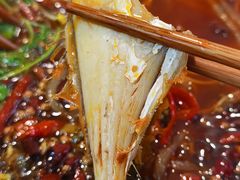 -鸿顺老铁锅美蛙鱼府(解放碑店)