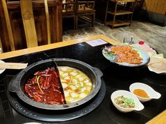 -川中故事·成都老火锅(东书房店)