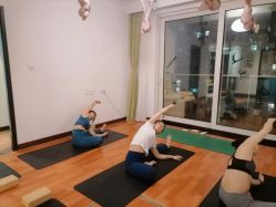 -Yvon yoga 瑜伽·精准体态管理中心