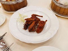 生炸BB鸽-凤凰楼酒家·粤宴点心(华强北店)