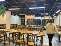 -丽丽三鲜螺蛳粉(田林路店)