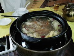 -濠轩阁特色生蚝火锅(水湾路店)