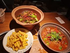 -吃饭皇帝大土家民族菜(正大广场店)