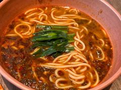 小锅米线-云海肴云南菜(浦江欢乐颂店)