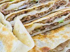 -溢心园香河肉饼总店