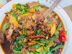 -鲁南仔·滕州炒鸡(经三路店)
