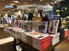 -诚品(信义店)