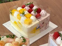 -山与蓝·轻糖鲜果蛋糕(勒泰店)