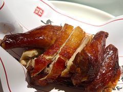招牌脆皮蒜香鸡-玉满堂·湖北融合菜