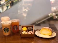 -星巴克(上海虹桥新天地二店)