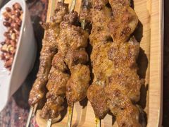 -乡村馕坑肉·烧烤·新疆菜·本地人更爱吃(阿勒泰首店)